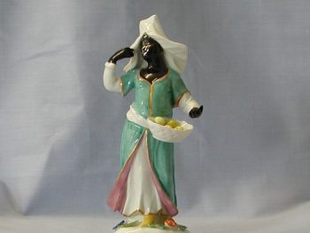 Meissen Pottery, Germany    Porcelain figure of a Lemon-seller c.1740-1820