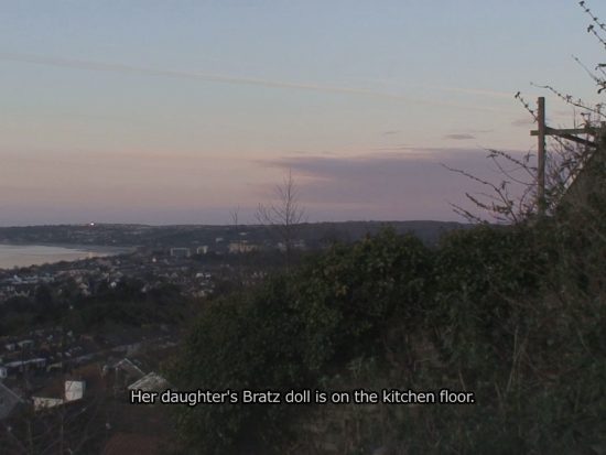 Dangosiadau ffilm hygyrch - Only Your Eyes Are Unclosed gan Anthony Shapland